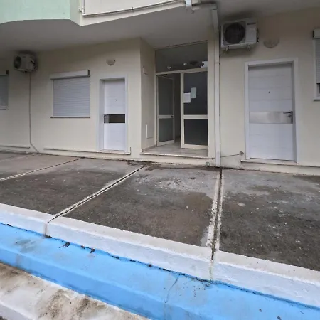 Sunny Appartamento Golem (Tirana)
